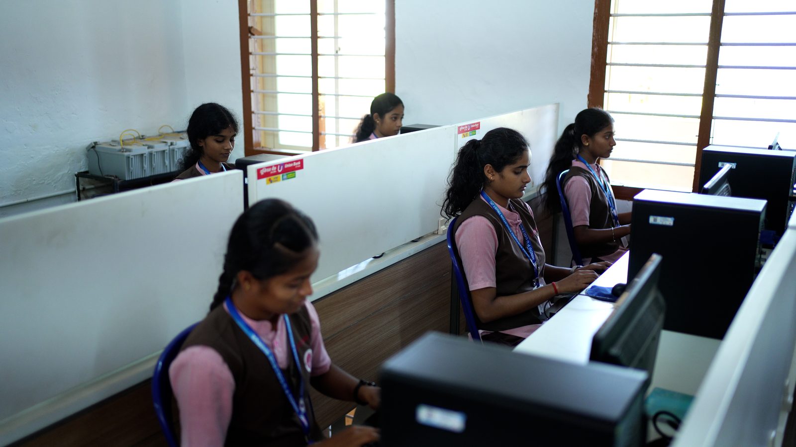Computer laboratory workstations