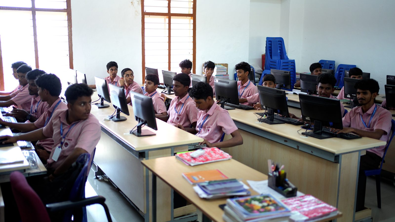 Guided practical work in the computer laboratory