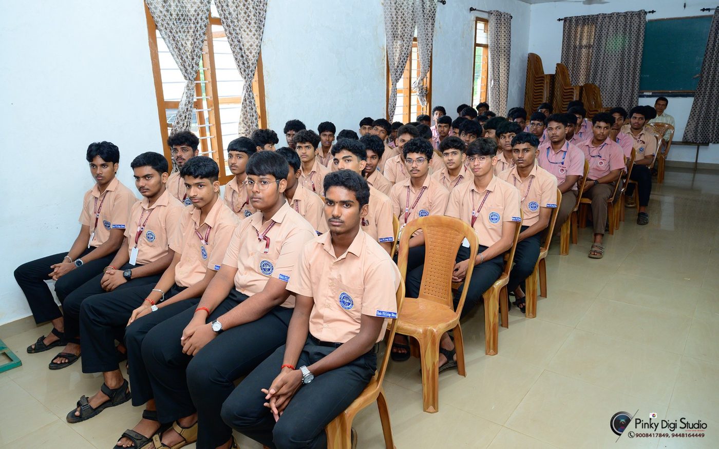 Students at Hindu PU College, Shirva