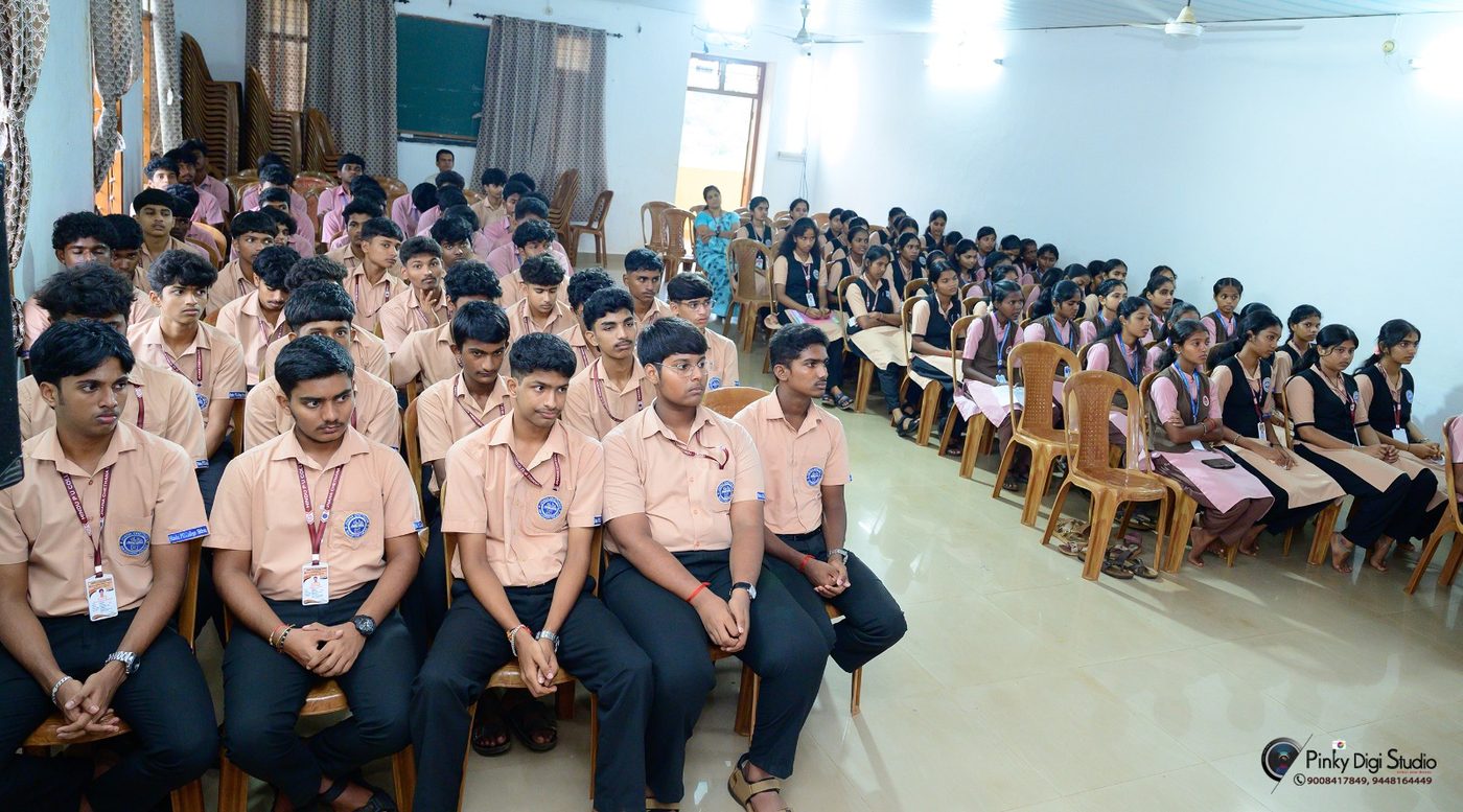 Students at Hindu PU College, Shirva